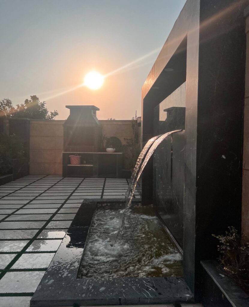 ملک زاده، تصویر 14